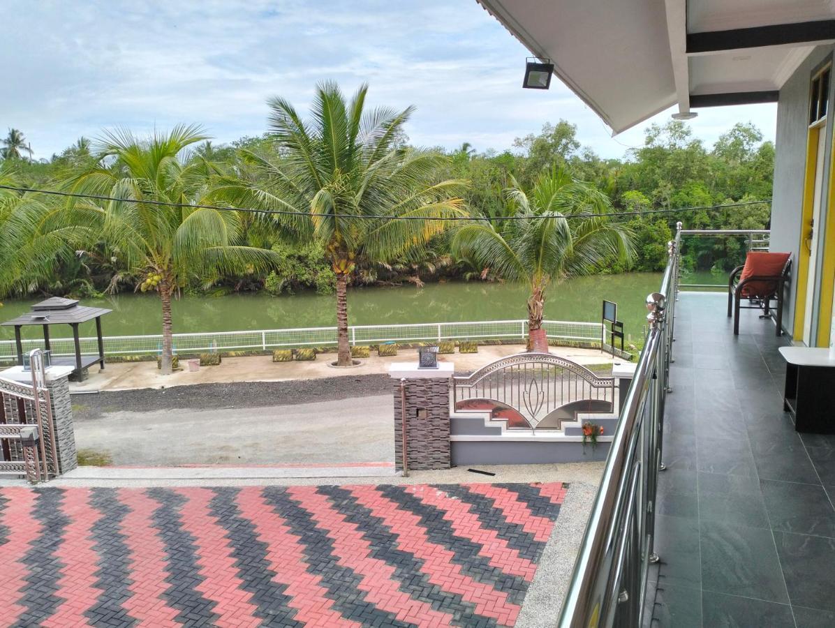 Airport Kbr Riverside Roomstay Freebies Shuttle Kota Bharu Eksteriør billede