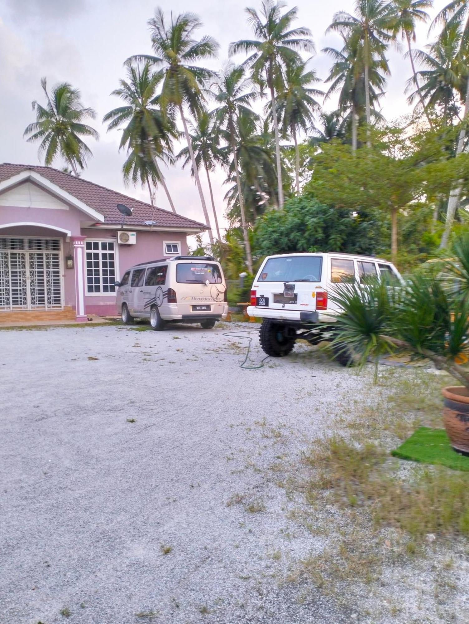 Airport Kbr Riverside Roomstay Freebies Shuttle Kota Bharu Eksteriør billede